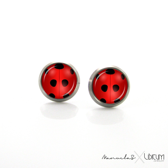 Miraculous: Tales of Ladybug & Cat Noir, Pikapolona, Miraculous Pikapolona in crni macek, pikapolonica uhani, Pikapoka uhani, Ladybug earrings,  Miraculous Ladybug earrings, children's titanium jewelry, hypoallergenic earrings, cartoon character accessories, 8mm and 10mm earrings, kids' fashion, superhero jewelry.