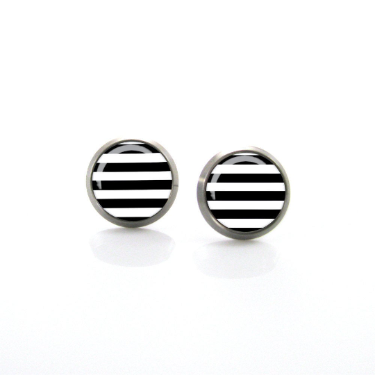Modern black and white stripe earrings, Line earrings, Modern earrings, black white earrings