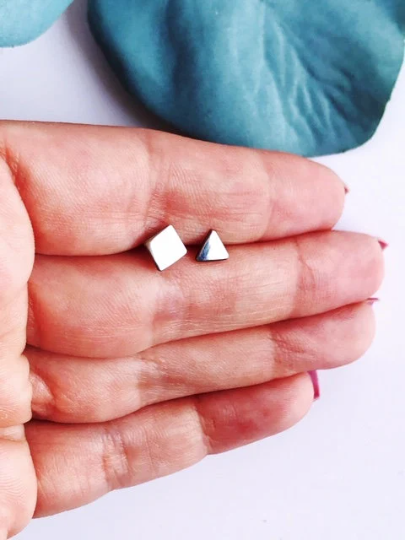 Silver minimalist earrings