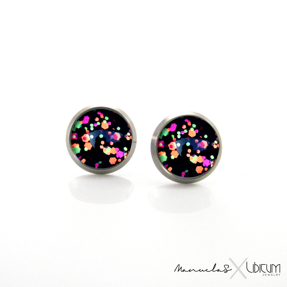 Speckles on Black Earrings