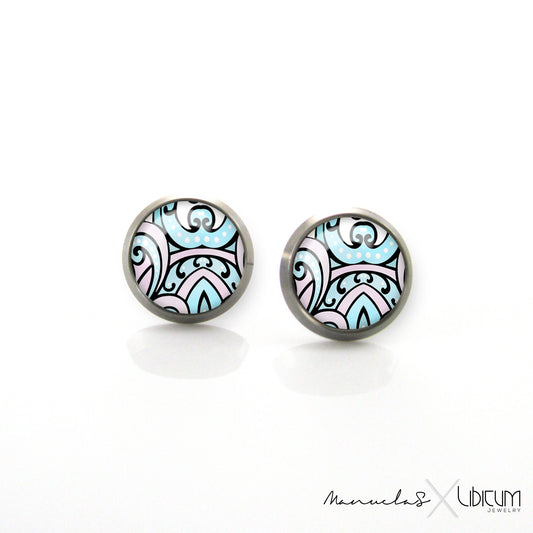 These Titanium Earrings are:• made from pure titanium• nickel free, allergy free, hypoallergenic and therefore perfect for people with sensitive skin• Durable - Waterproof• Made In Europe• avaliable in two sizes: - 8 mm / 0.3" in diameter - 10 mm / 0.4" in diameter